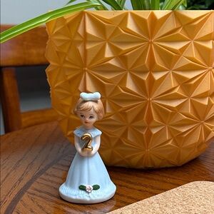 Vintage 1993 Growing Up Birthday Girls Porcelain Figurine wt Blue Dress Age 2